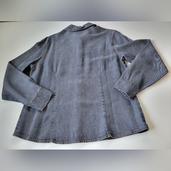 Marsh Landing Women's Tencel Chambray Button-down Shirt Grey M - Picture 2 of 7